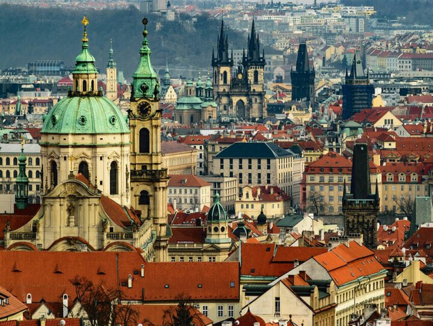 private-guided-day-tour-from-munich-to-prague-dec-25th-1-00am-prague