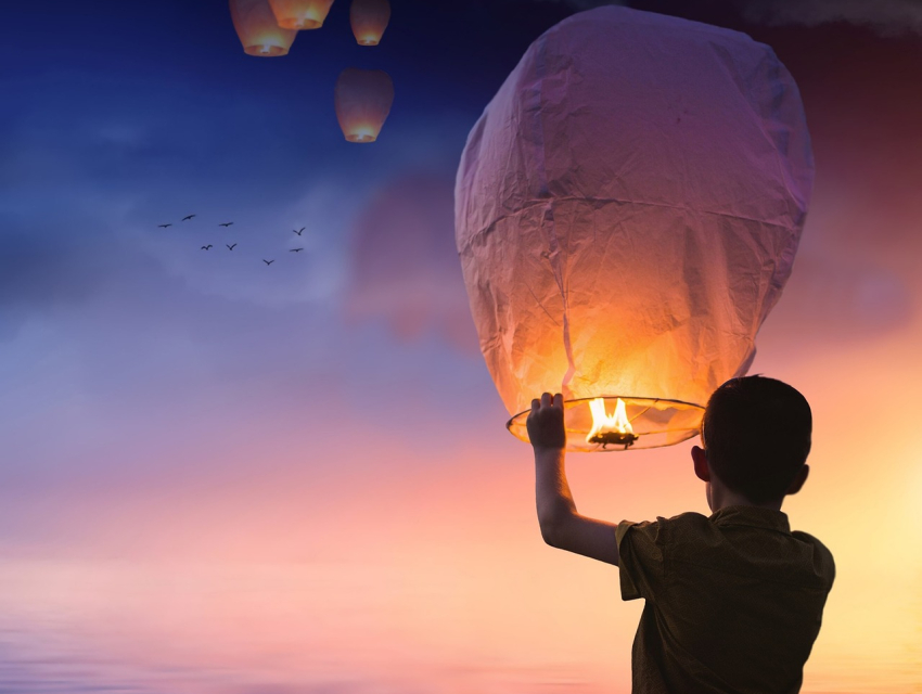 فانوس شينيو عائم في هاواي