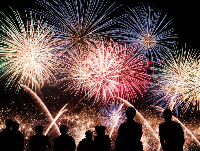 Espectacular espectáculo de fuegos artificiales del 4 de julio con los Beach Boys