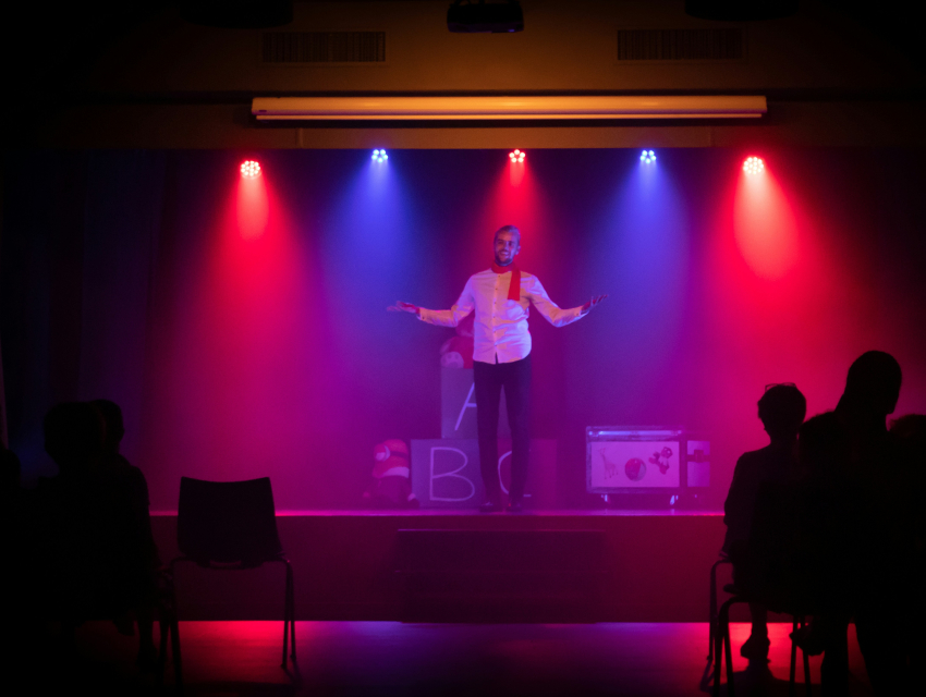 Ay Kulesi Sadece Gülmek İçin Komedi Festivali