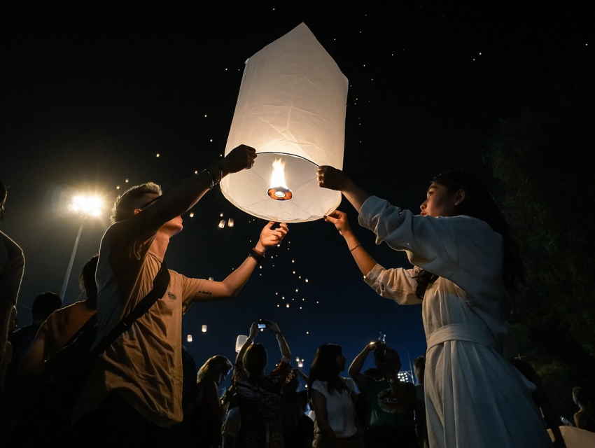Festival de los Faroles del Área de la Bahía
